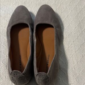 Lucky Brand Women's Gray Suede Flats